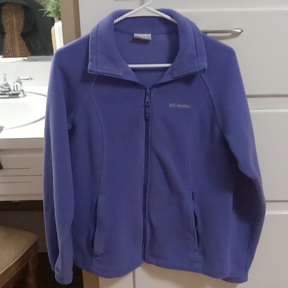Purple Columbia jacket. Size: L
